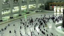 - Suudi Arabistan’da umre ziyaretleri alınan önlemler altında sürüyor- Sosyal mesafeli tavaf yapılıyor