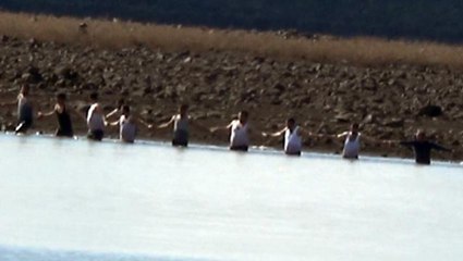 Son umut! Siverek'te vatandaşlar el ele verdi, kayıp gençleri arıyor