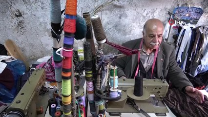 Meslekte yarım asrı geride bıraktı... Hem çocuklarını hem eşini okuttu