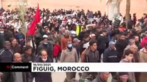 شاهد: المئات في المغرب يتظاهرون احتجاجا على طرد مزارعي تمور عند الحدود مع الجزائر