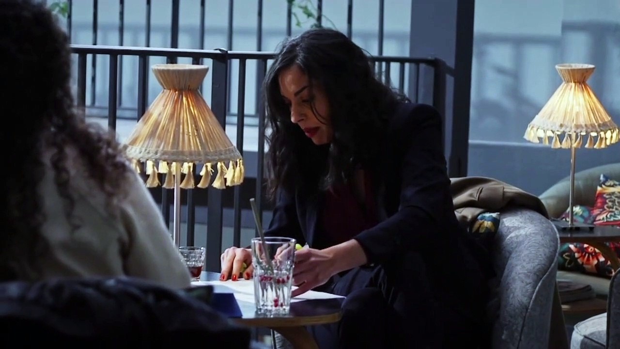 Plus belle la vie en avance - Mila désigne ceux qui seront virés chez GTS