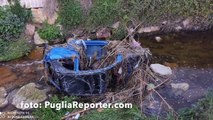 Barletta: carcassa d'auto rubata nel canalone Ciappetta-Camaggio, altezza contrada Polvere