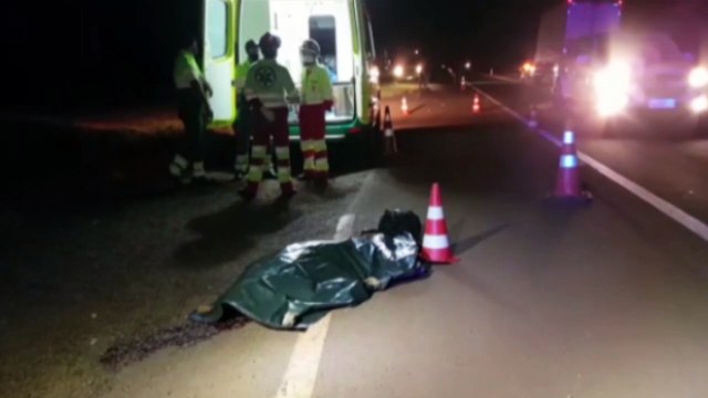 Familiares de João Félix da Silva chegam ao IML para fazer liberação do corpo da vítima de atropelamento na BR-277