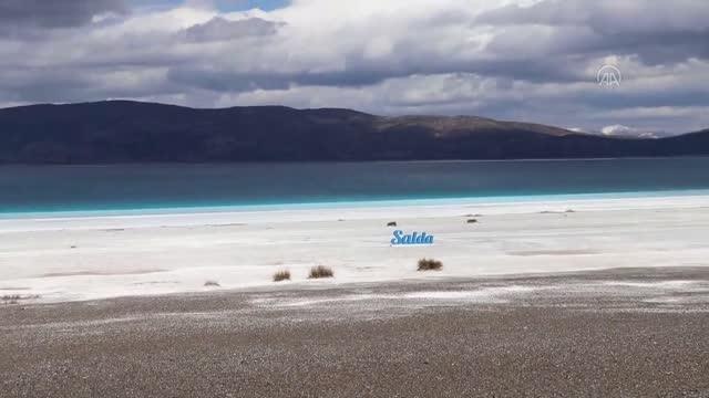 Salda Gölü Beyaz Adalar bölgesine ziyaretçi kısıtlaması getirilmesi sevindirdi