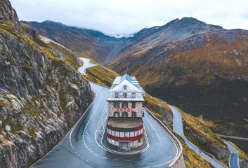 Las carreteras más espectaculares de los Alpes