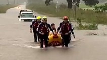 Water rescue in Australia in midst of heavy flooding