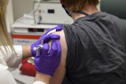 Florida amplía vacunación para 50 años o más a partir del 22 de marzo | El Diario en 90 segundos
