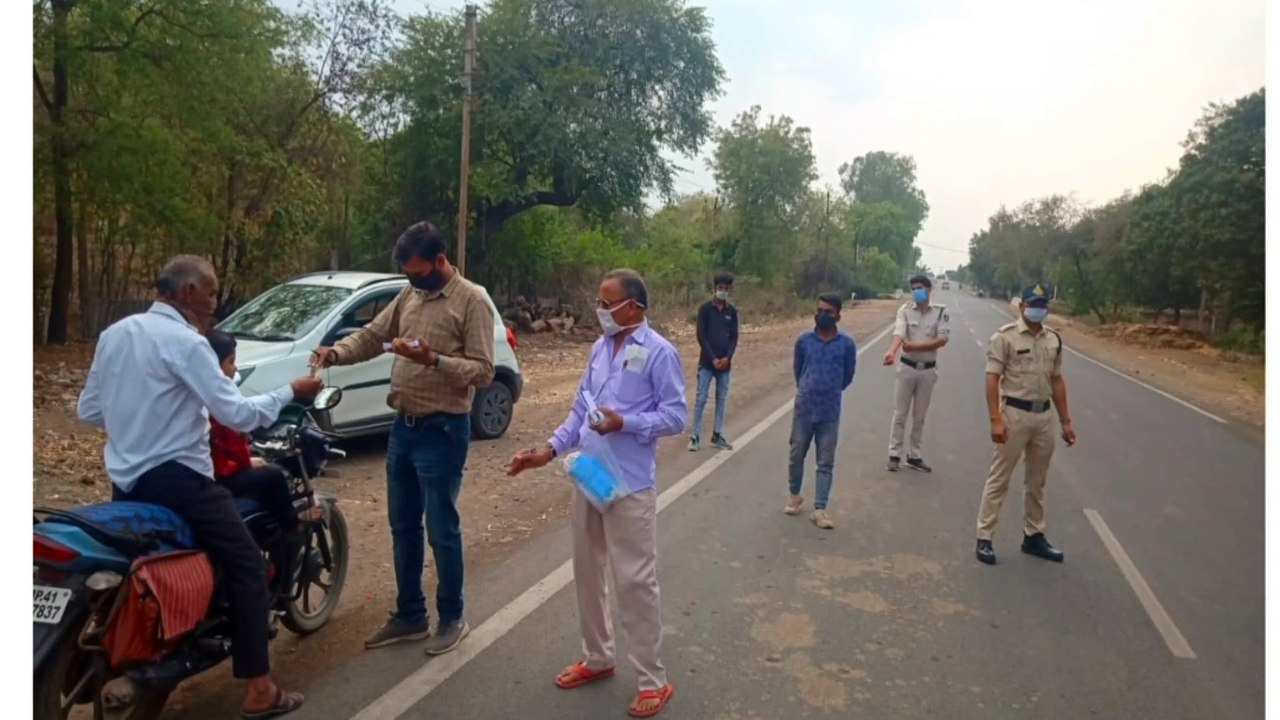 मास्क नहीं लगाने वाले 452 लोगो से वसूले बीस हजा...