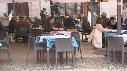 Video herunterladen: Aglomeraciones en las grandes ciudades ante las restricciones de movilidad