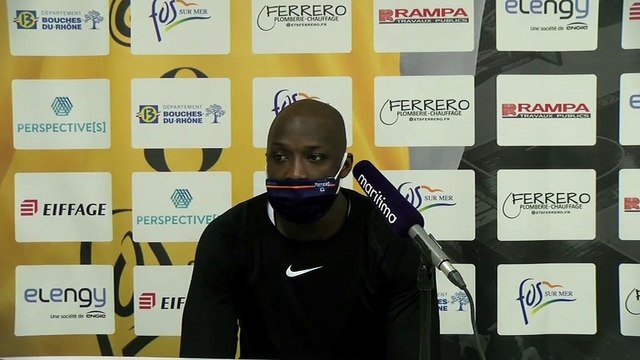 Andy Thorton Jones et Abdoulaye Mbaye après la défaite de Poitiers à Fos