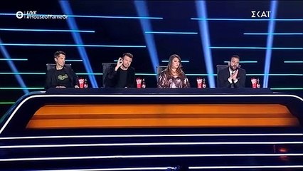 House of Fame: Η σπαρταριστή ατάκα του Αρσενάκου για τον καναπέ της ακαδημίας!