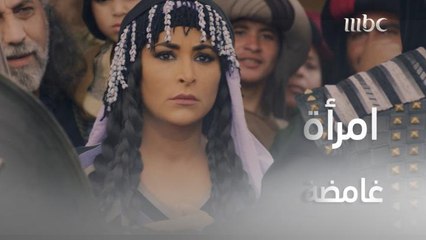 يوم التنصيب يوم مهيب..وامرأة تبكي وسر لا نعرفه