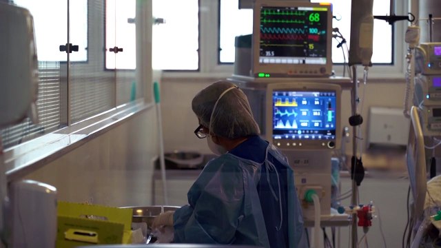 Brasil supera 290 mil mortes por Covid