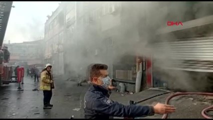 BAYRAMPAŞA'DA OTO TAMİRHANESİNDE YANGIN -1