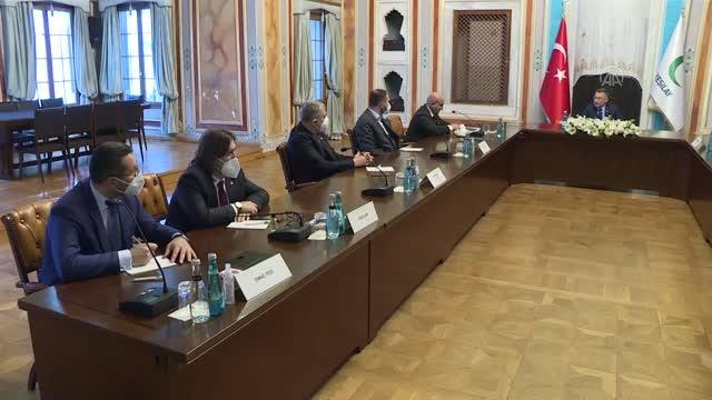 Son dakika haber: Cumhurbaşkanı Yardımcısı Fuat Oktay, Yeşilay'ı ziyaret etti