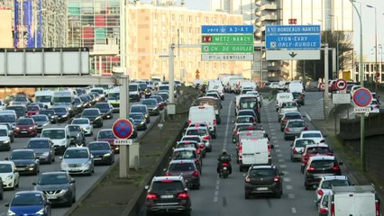 Parte de França regressa ao confinamento