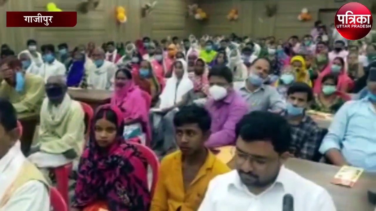 योगी सरकार के 4 साल पूरे होने पर प्रभारी मंत्री...