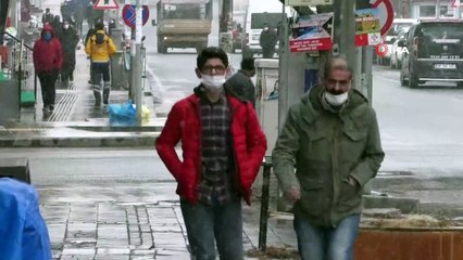 Kars’ta kar yağışı aralıklarla sürüyor