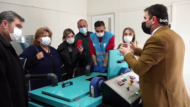 - Pet kafe ve mama üretim tesisi Türkiye’ye örnek oluyor- Merkezefendi Belediye Başkanı Şeniz Doğan;- “Atık gıdaların geri dönüşümüyle mama üretimine devam ediyoruz”