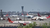 #AirportsPrivatisation : హైదరాబాద్, ఢిల్లీ, ముంబై, బెంగళూరు విమానాశ్రయాల్లోని వాటాల విక్రయం!!