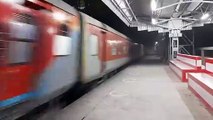 Night Blast of Kamrup Express __ Speedy passing, Honking & Amazing Track Sound __ Indian Railway