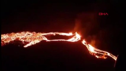 İzlanda'daki Fagradalsfjall Yanardağı yüzyıllar sonra faaliyete geçti