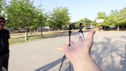 ROMPIENDO BLOQUES DE CONCRETO EN MI CABEZA EN CAMARA LENTA!!!!