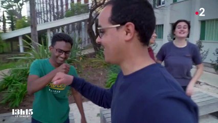 Avec des étudiants bénéficiaires d'une "journée bien-être" 100% solidaire sur le campus d'Aix-Marseille Université