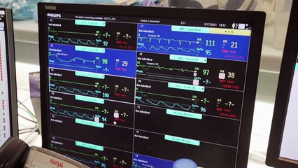 Face à l'effondrement du Liban, l'exode douloureux des médecins