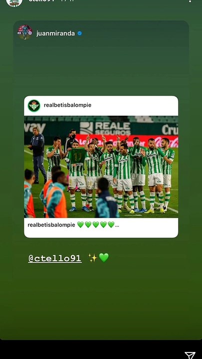 El Betis arropa a Tello