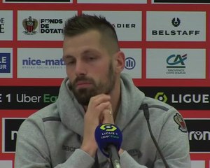 30e j. - Schneiderlin : "Garder les pieds sur terre"