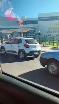 Leitores registram grandes filas e congestionamentos em vacinação de Vila Velha