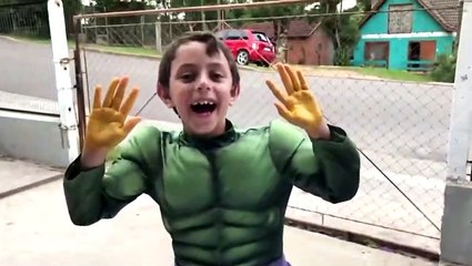 Aprendendo as cores com Julia e Dani