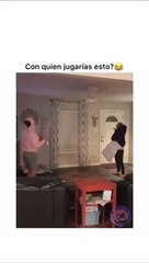 Con quién jugaras esto????