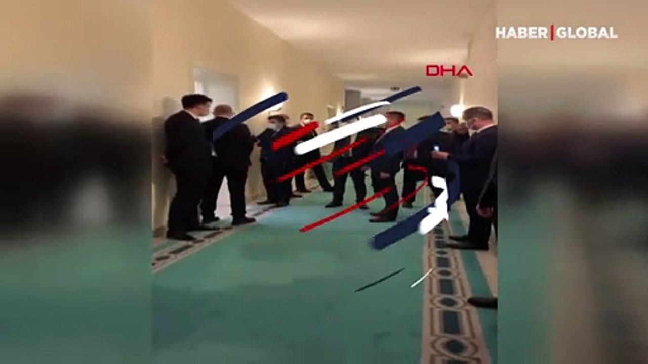 Meclis'te eylem yapan HDP'li Ömer Faruk Gergerlioğlu gözaltına alındı