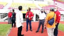 Momen Menpora Bareng Gibran Tinjau Gor Indoor Manahan, Ini Komentarnya