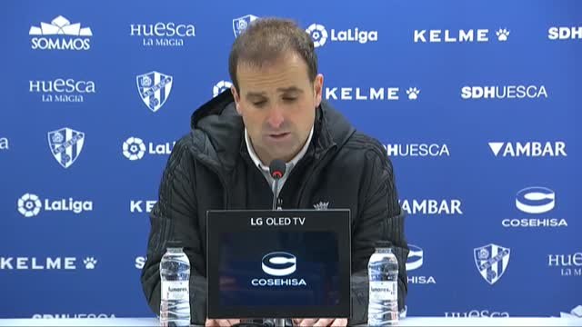 El Huesca suma un punto en un partido sin goles ante Osasuna