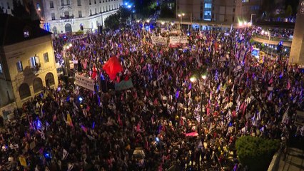 شاهد: تظاهرة حاشدة ضد نتنياهو في القدس قبل ثلاثة أيام من الانتخابات