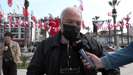 Kuşadası’nda vatandaşlar sahile akın etti