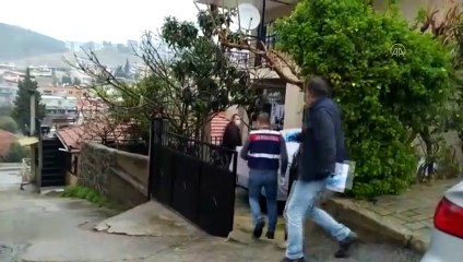 MANİSA - Evlerden hırsızlık yapan iki şüpheli yakalandı