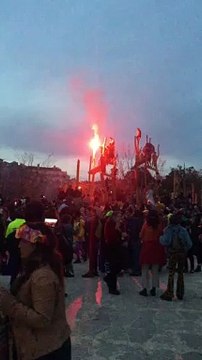 La Plaine, vers 19 heures, avant l'intervention des forces de l'ordre