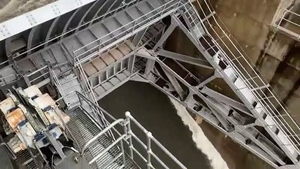 Sydney sofre com enchentes