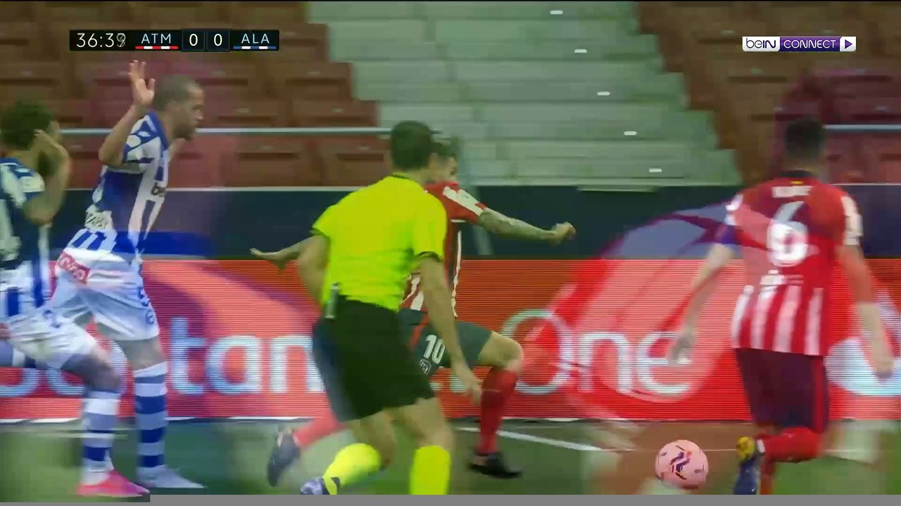 Atletico Madrid v Alaves