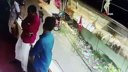 - Bayılan adam son anda balkondan düşmekten kurtarıldı