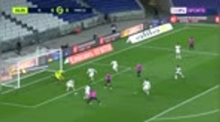 Mbappe scores twice as PSG go top in six-goal thriller