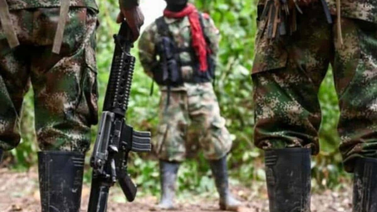 Denuncian bombardeos a disidencias de las Farc en frontera con Venezuela