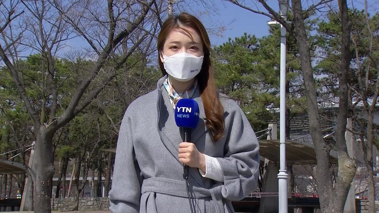 [날씨] 맑지만 낮에도 '쌀쌀'...밤사이 황사·스모그 유입 / YTN