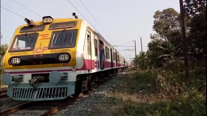 Download Video: Howrah-Katwa Modern ICF Medha EMU Local Train passing Balagarh station