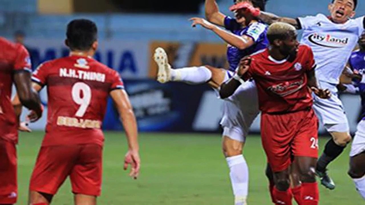 Nhận định trực tiếp bóng đá TPHCM vs Hà Nội, 19h15 ngày 23/3, vòng 5 V.League 2021