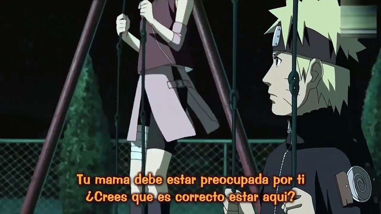 Hinata amenaza a Sakura al verla con Naruto